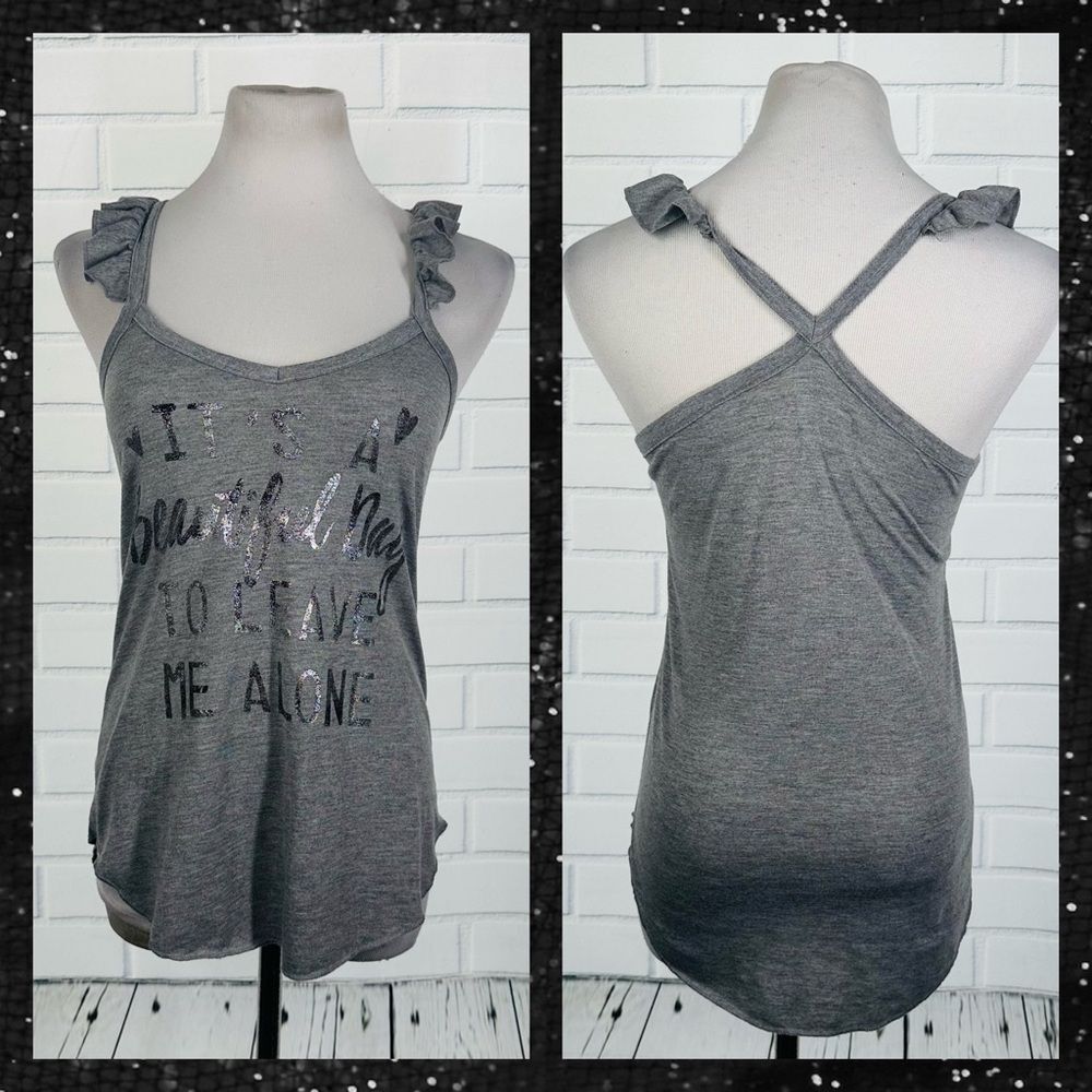 10/$25🦋 Fifth Sun Gray Ruffle GREAT DAY TO LEAVE ME ALONE Graphic Tank - Small
